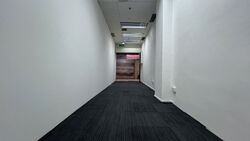 Lucky Plaza (D9), Retail #532536531